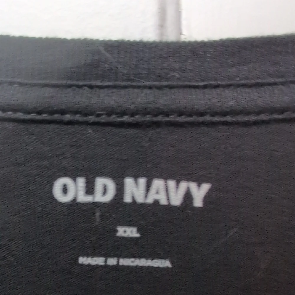 Old Navy Black Graphic Tee - Picture 2 of 4